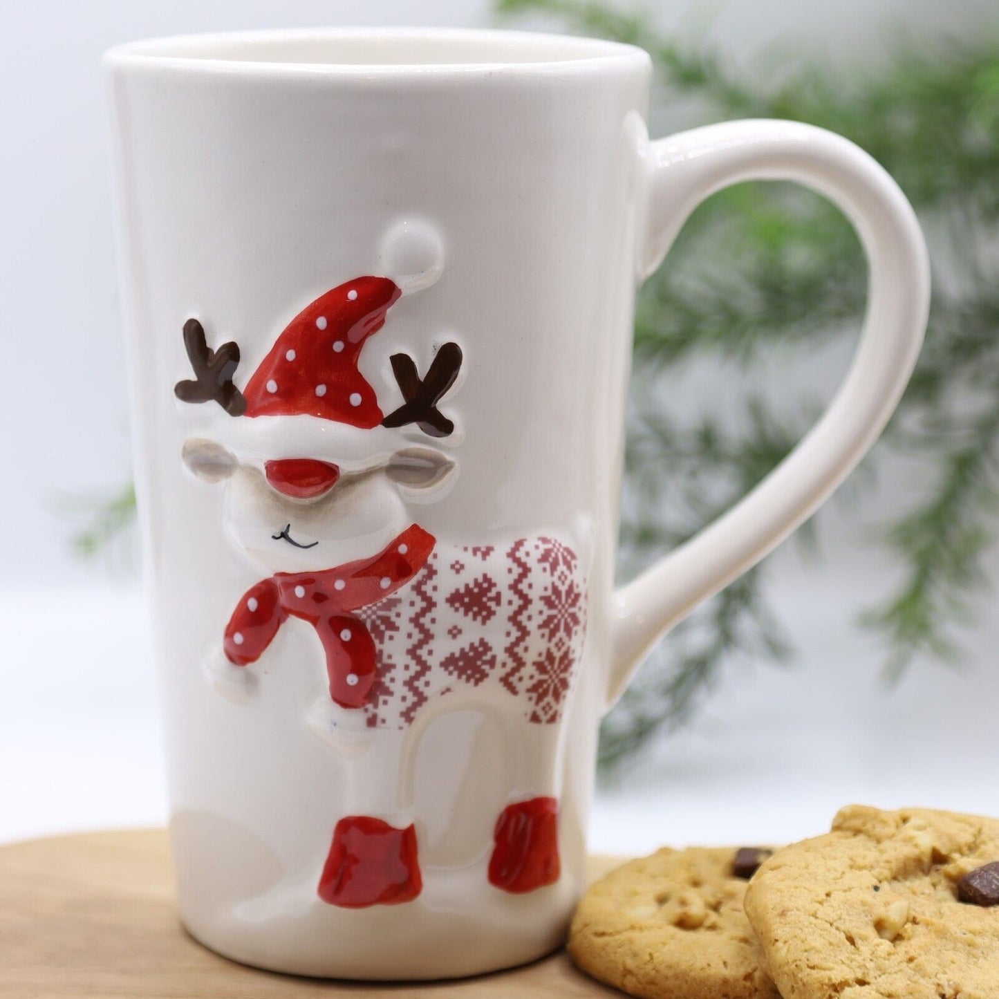 Red & White Reindeer Tall Mug 430ml Coffee Tea Cup Christmas Table Novelty Gift