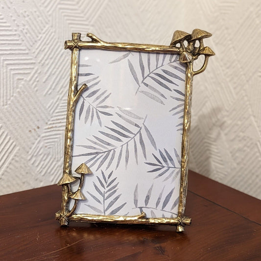 Gold Metal Mushroom Picture Frame 4 X 6 Inch Floral Photo Frame Home Decor Gift