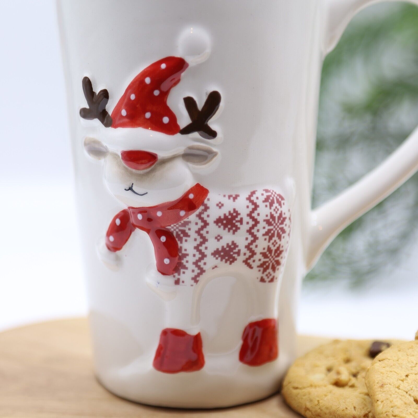 Red & White Reindeer Tall Mug 430ml Coffee Tea Cup Christmas Table Novelty Gift