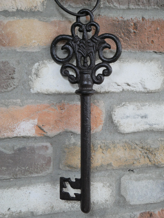 Cast Iron Brown Giant Decorative Key Wall Hanging Sign Wall Art Ornament Decor