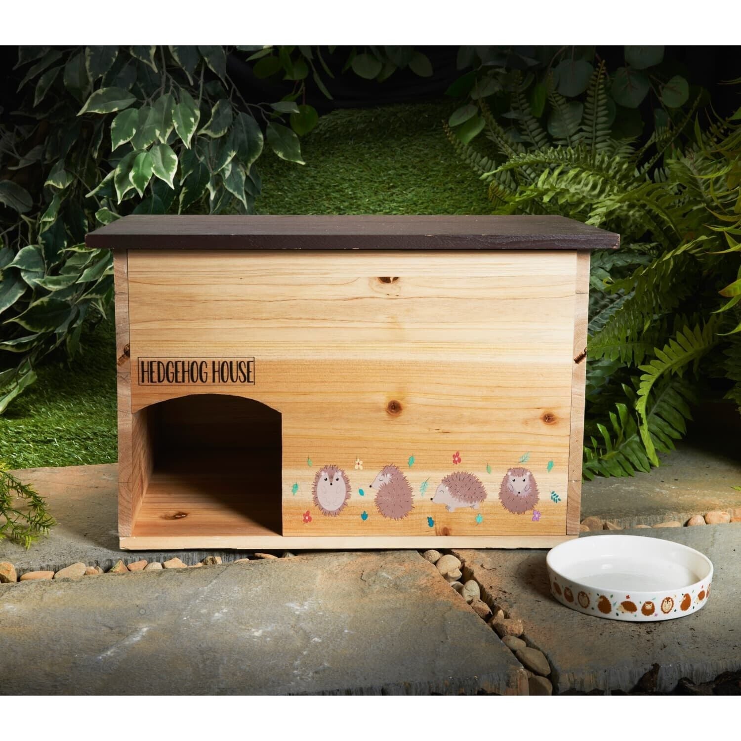 Wooden Hedgehog House Rainproof IFSC Certified Hibernation Nesting Hotel Box