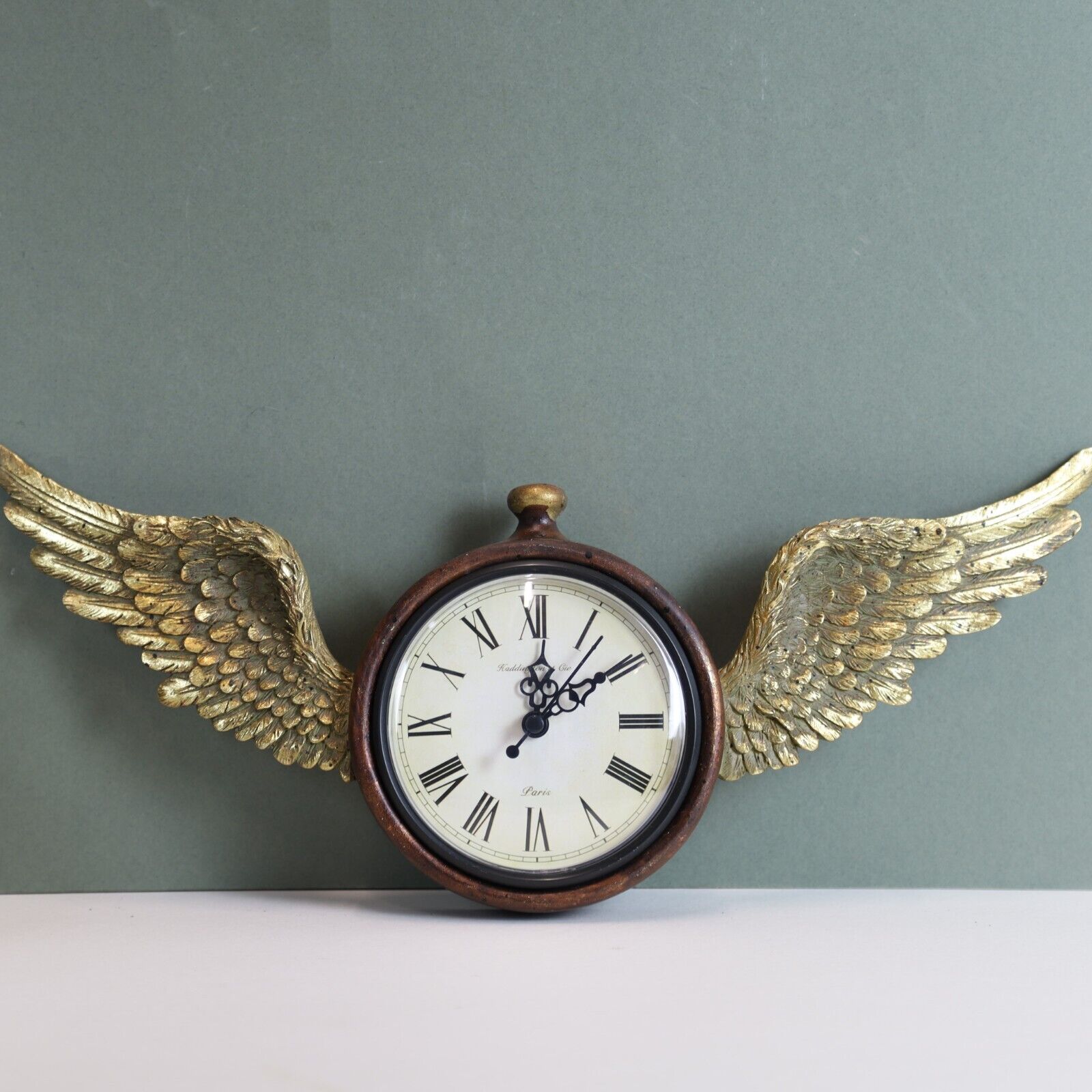 16cm Vintage Time Flies Antique Style Angel Gold Wings Wall Hang Numeral Clock