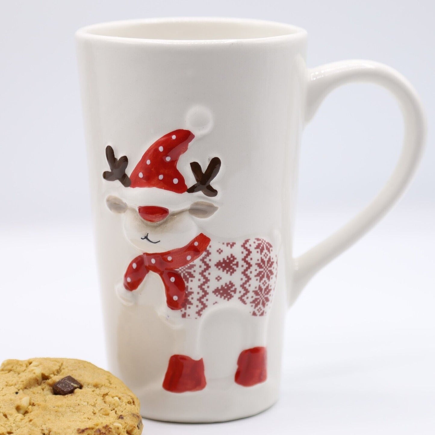 Red & White Reindeer Tall Mug 430ml Coffee Tea Cup Christmas Table Novelty Gift