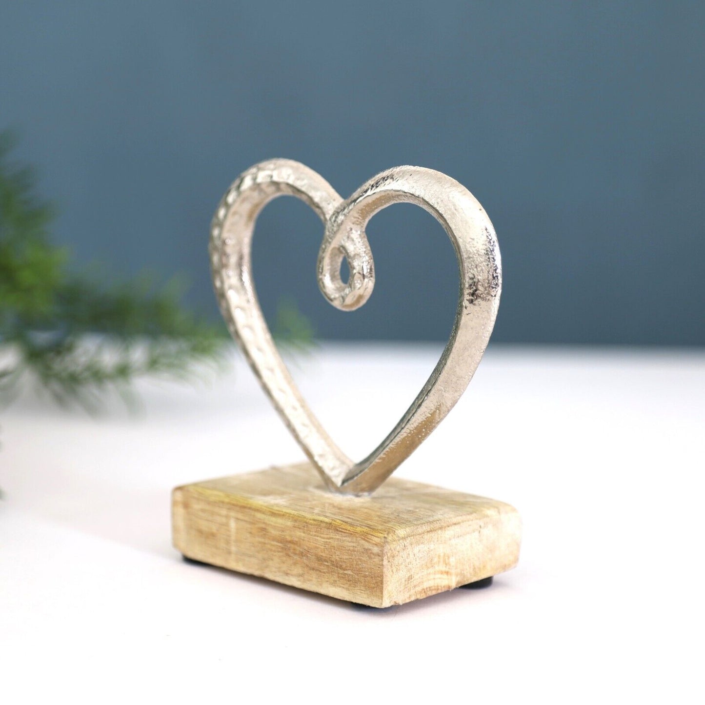 10cm Aluminium Silver Heart on Wooden Plinth Home Decor Ornament Figurine