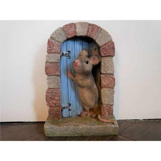 Mouse Door Statue Doorway Fairy Garden Outdoor Home Tree Animal Decor Ornament