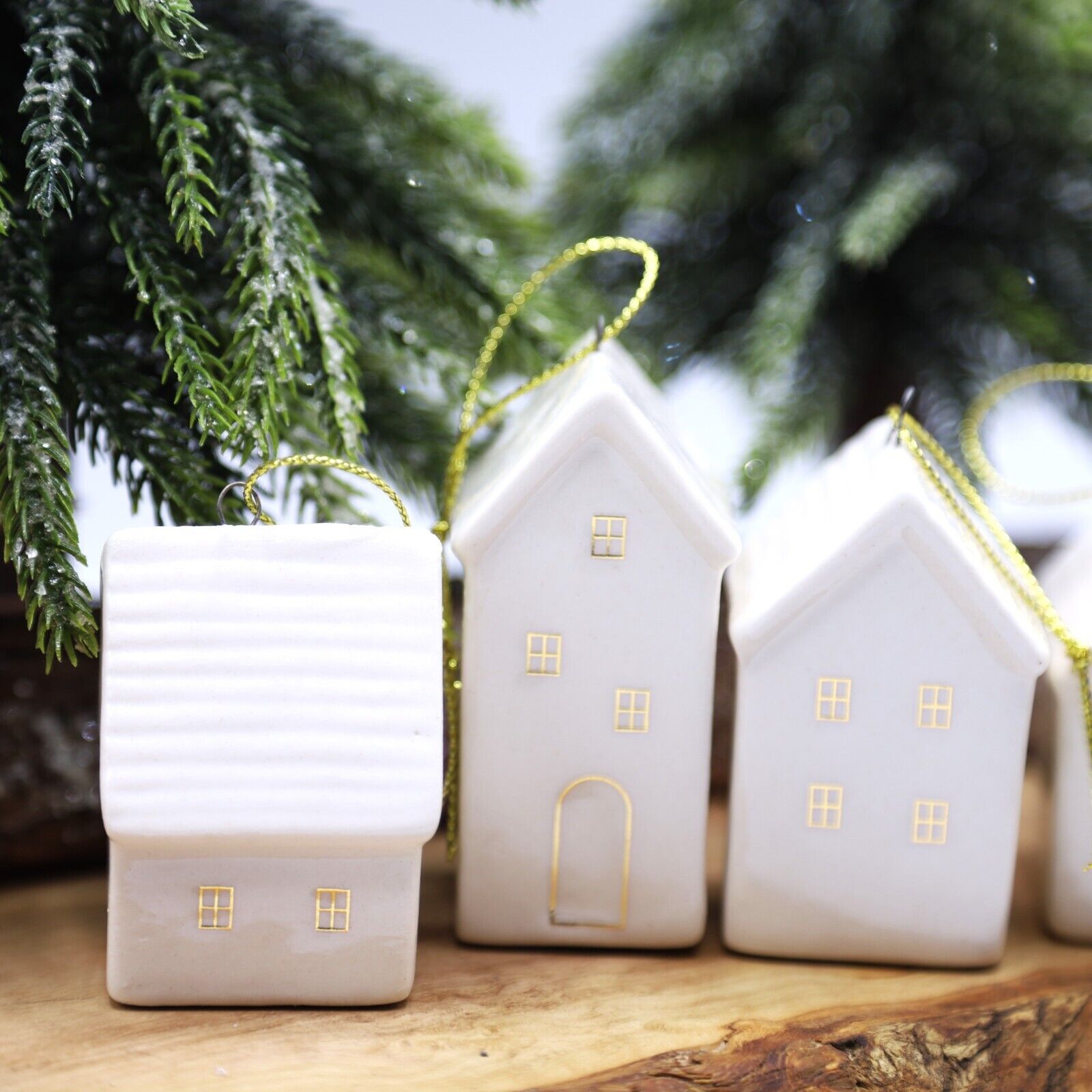 4Pc Small White Scandi Snow Ceramic Houses Baubles Tree Hanging Christmas Decor